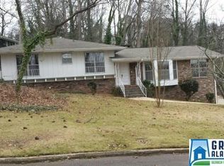 4047 Lakewood Dr, Bessemer, AL 35020