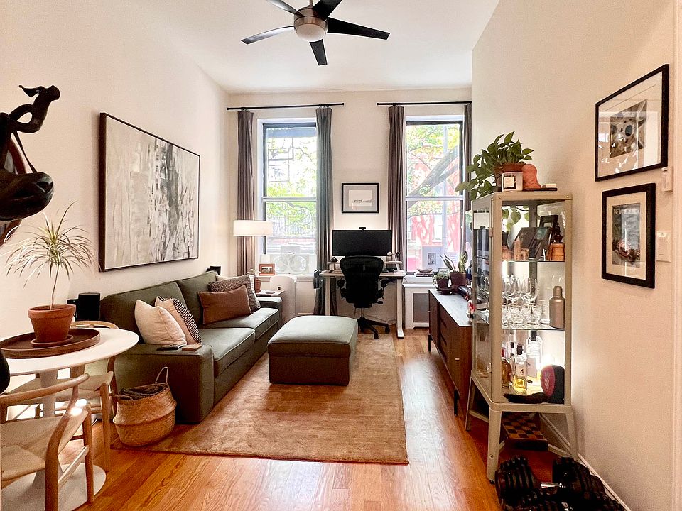 1st image of 462 W 51st St APT 2F
