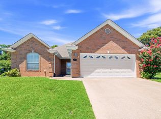 1801 Hollylake Cir, Tyler, TX 75703