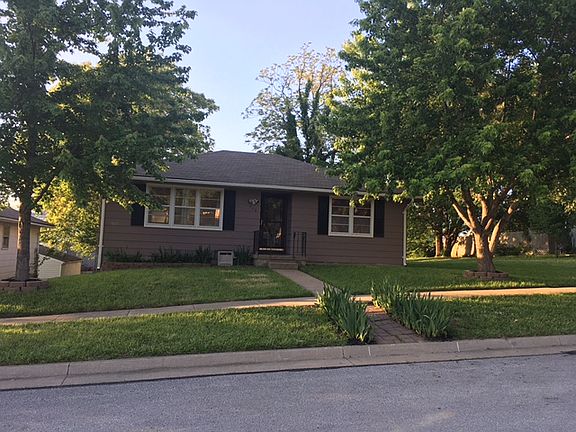 4th image of 310 Ferrel St