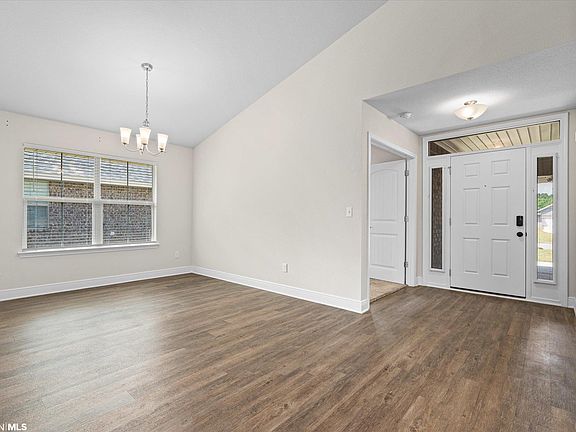 5th image of 9363 Blueberry Ln