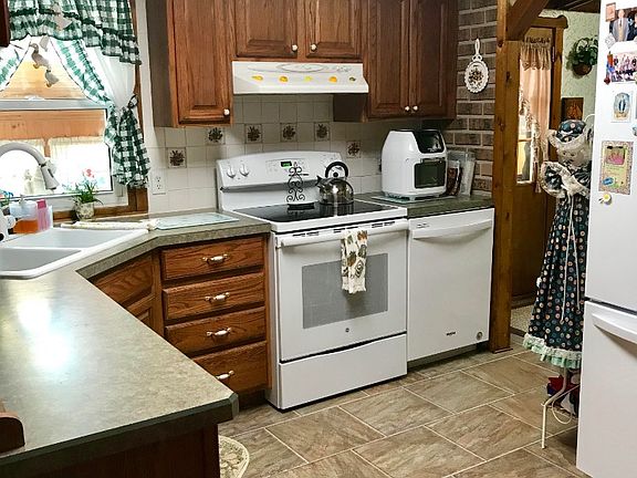 4th image of 177 Ward Ln