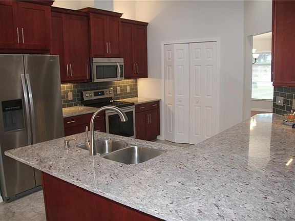 4th image of 5853 Windwood Dr
