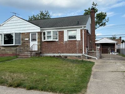 74 Bette Rd, East Meadow, NY, 11554