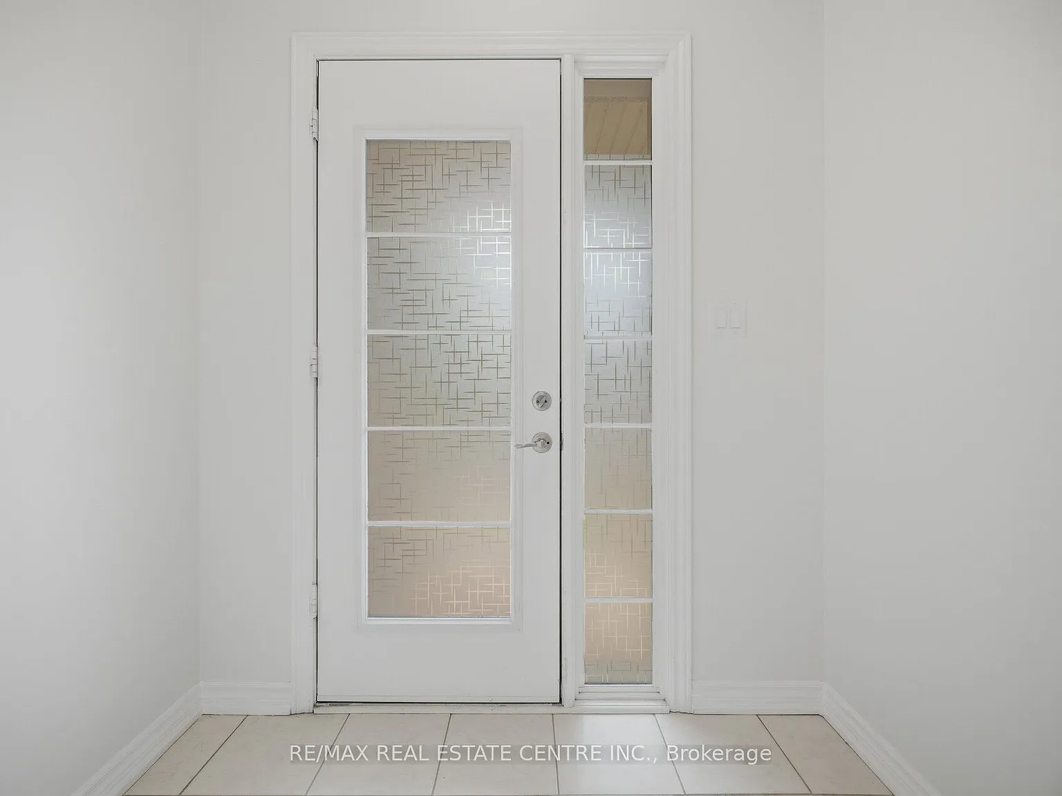 3 bed, $3,100 — Photo 4