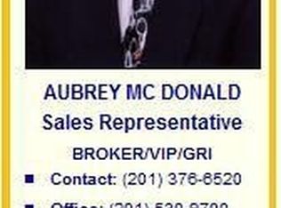 341 River Rd, Bogota, NJ 07603