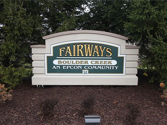 2nd image of 1929 Fairways Dr