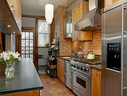 Sold by Corcoran | media 7