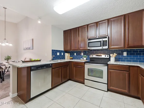 924 GOLDEN LAKE Loop, St. Augustine, FL 32084