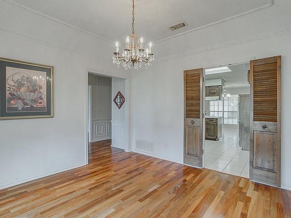 5th image of 2710 Whispering Trail Cir