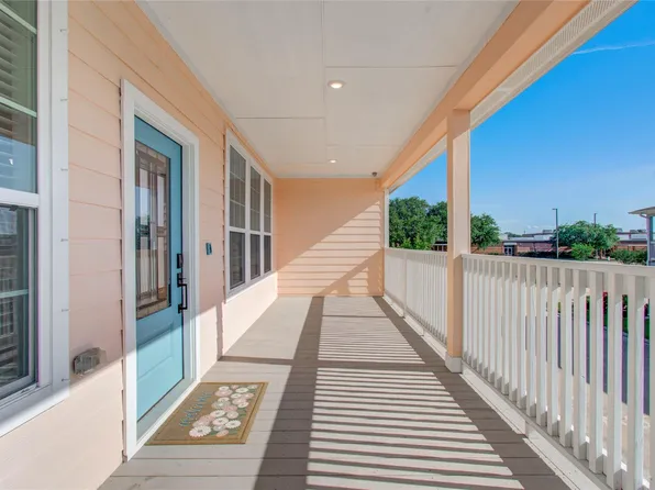 1705 Bayway Dr, Seabrook, TX 77586