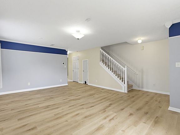 2nd image of 1284 Summer Ridge Ln