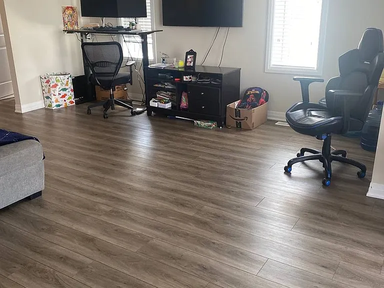 80 Progress Cres — Photo 8