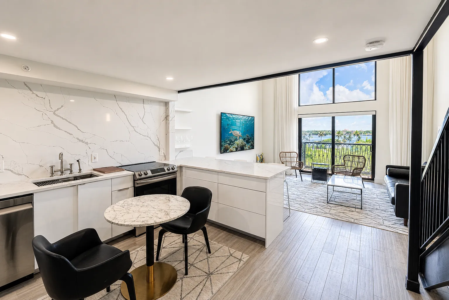 1 bed, 1.5 bath, 1006 sqft, $6,800 — Photo 4