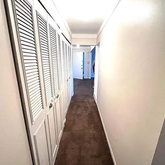 448 Fox Hills Dr S #8 — Photo 10