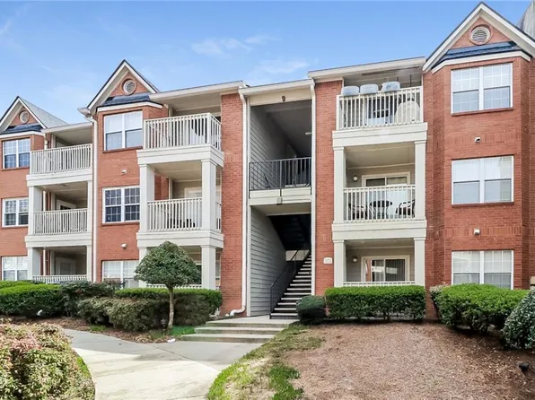 2044 Chastain Park Ct NE, Atlanta, GA 30342