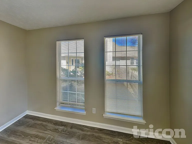 55 Braelinn Creek Ct — Photo 4