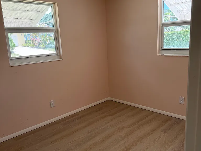 9162 SE Pomona St — Photo 3
