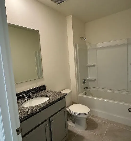 2730 Deep Creek Ave — Photo 4