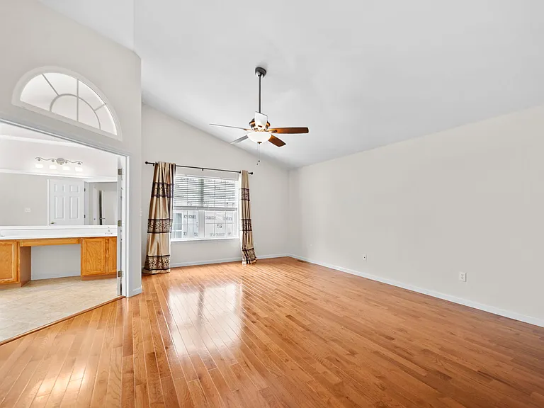 34 Bonhomme Richard Ct — Photo 41