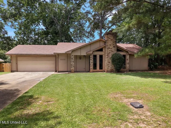 5209 Sycamore Dr, Jackson, MS 39212