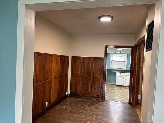 4th image of 803 S 13th St