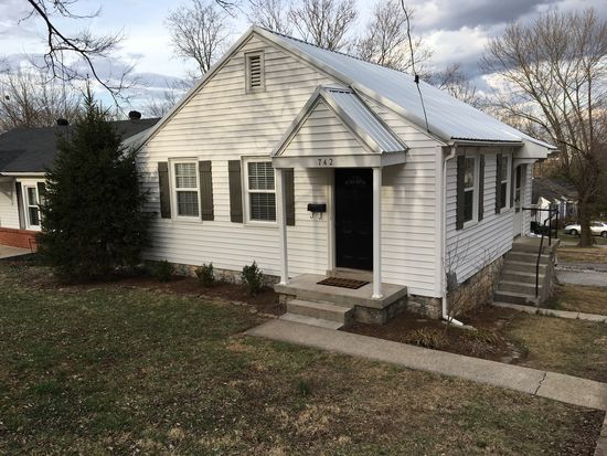 742 Sunset Dr Bowling Green Ky 42101 Zillow