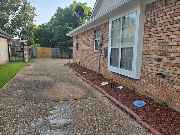 4th image of 163 Southwood Dr