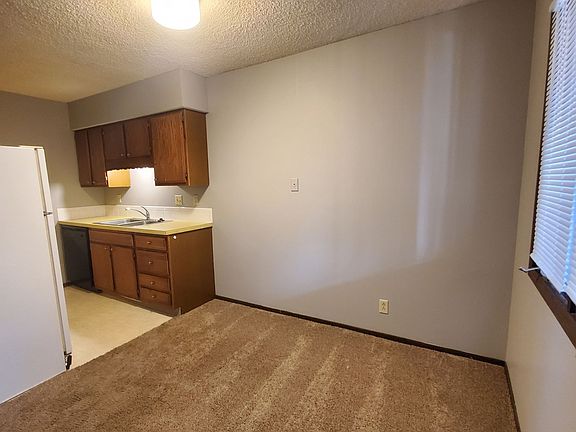5th image of 515 S 2nd St #6