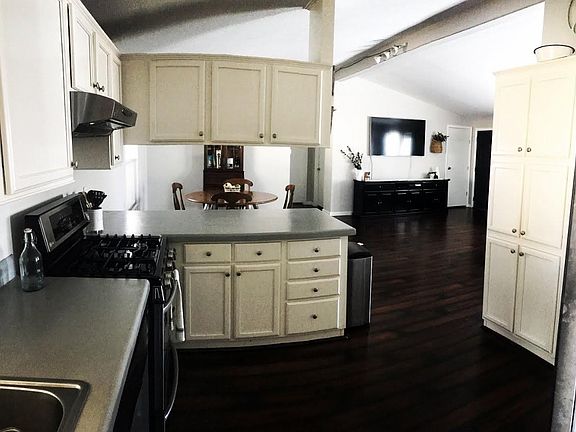 4th image of 399 Southbay Dr #399