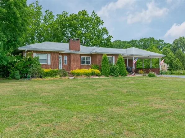 2228 S State Highway 150, Lexington, NC 27295