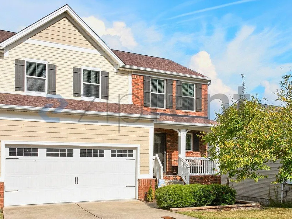 613 Wolfeboro Ln