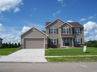 106 Prairie View Dr, Beaver Dam, WI 53916