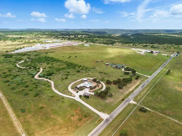 186 W Hells Gate Dr #11, Strawn, TX 76475