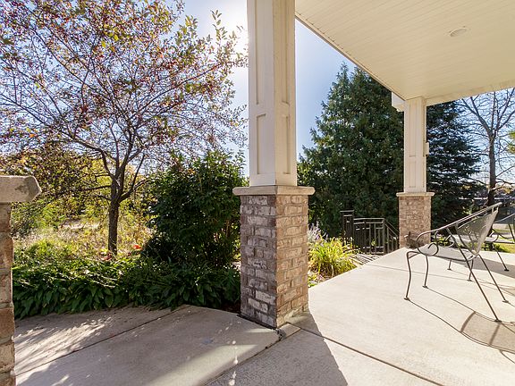 2nd image of 1101 Cannon Valley Dr E