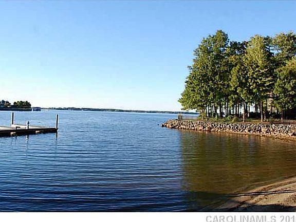5th image of LOT 32 Pointe Regatta Dr Lot 32