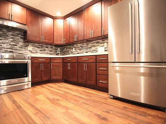 2nd image of 1146 Dekalb Ave #3G