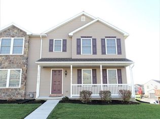 220 Limestone Dr, Myerstown, PA 17067