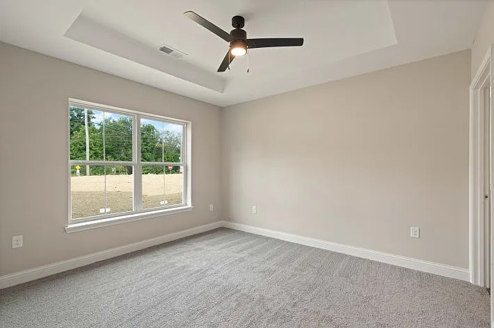 Adelyn Apartments — Photo 16