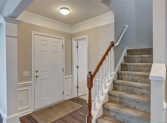 2nd image of 11310 Longhedge Ln