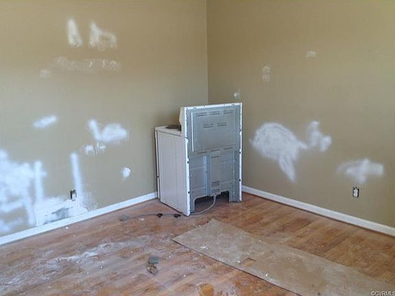 2nd image of 237 Virginia Ave