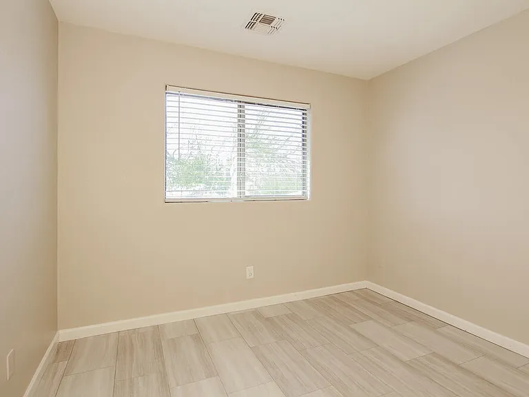 4538 W Fawn Dr — Photo 12
