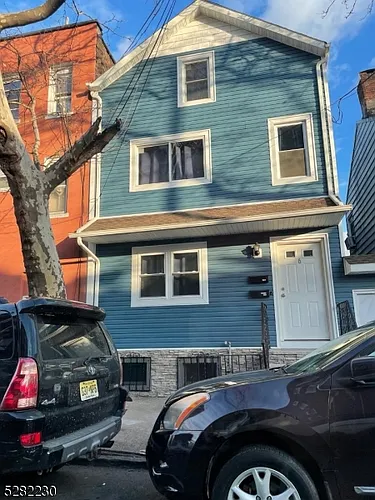 6 Adams St #1 Photo 1