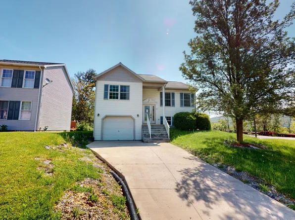 12 Terrace Ln, Williamsport, PA 17701