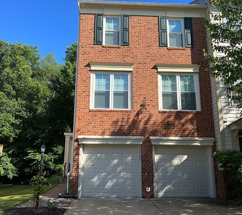 1st image of 43109 Autumnwood Sq