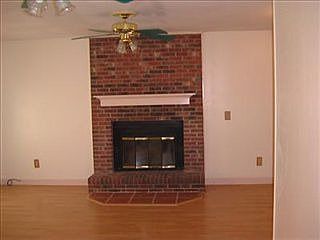 3rd image of 553 Palmer Dr
