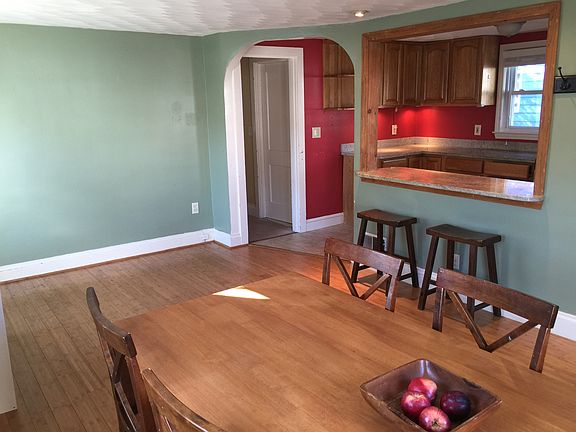 27 Amherst Ave Waltham MA 