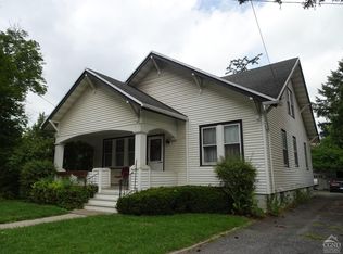 4 Union Tpke, Hudson, NY 12534