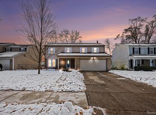 12840 Corbin Dr, Sterling Heights, MI 48313