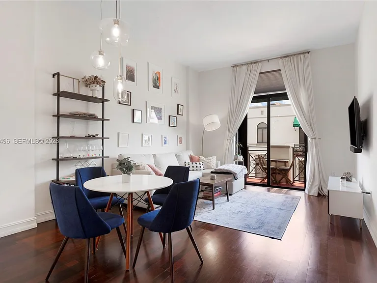1805 Ponce De Leon Blvd #818 — Photo 3